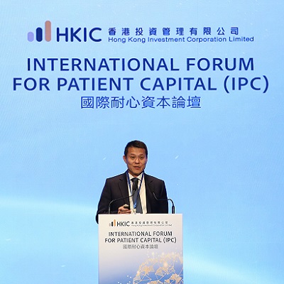  Prof Samuel Au delivered an insightful presentation on the inaugural lnternational Forum for Patient Capital (IPC)